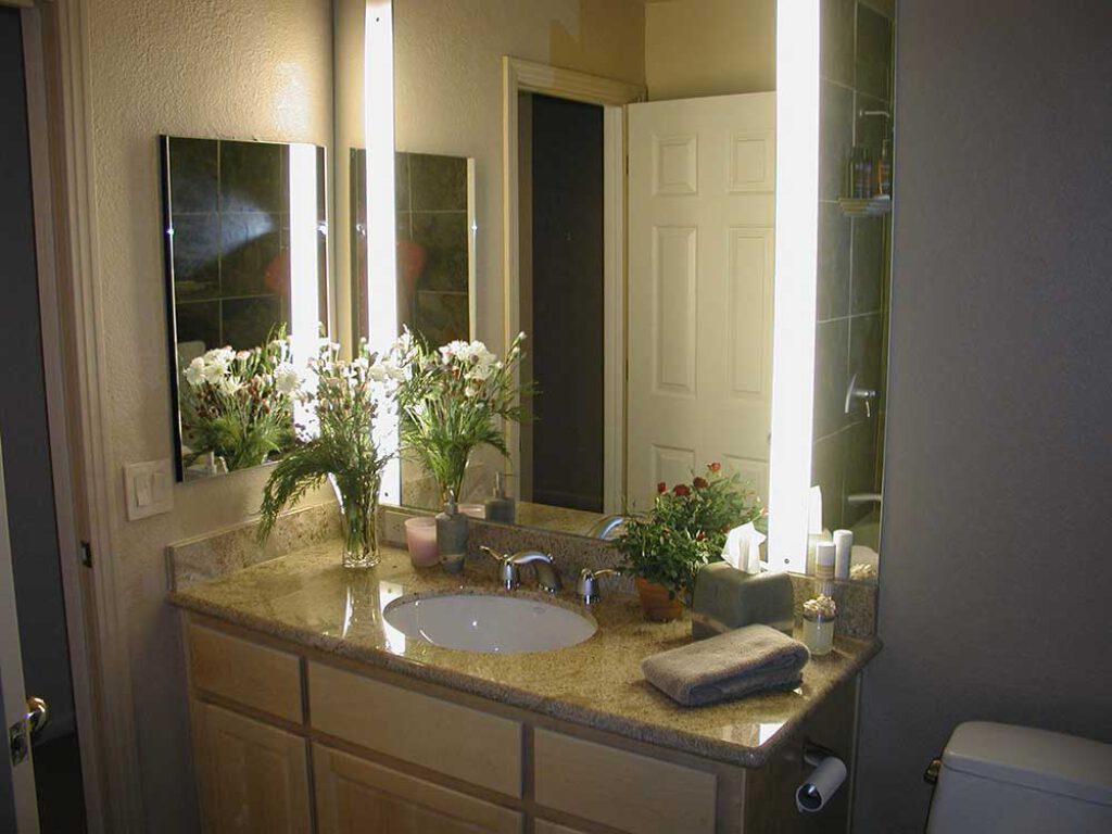 an image of some interior residential bathroom lighting